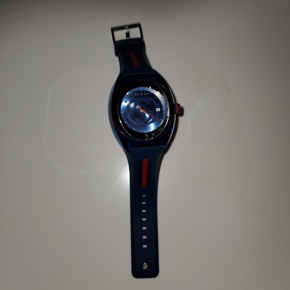 Gucci Watch - Picture 8 of 8